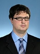Dr. Szakács László
