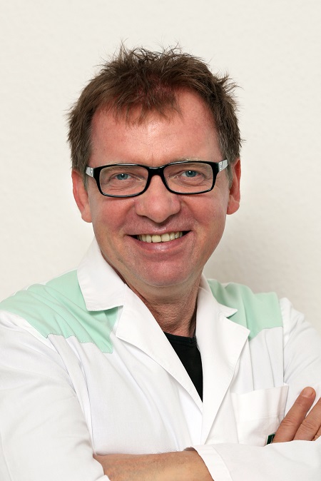 Dr. Gyarmati Csaba